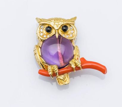 E. WOLFE & CO
Broche hibou en or jaune 18...
