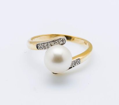 Bague en or jaune 18 carats (750 millièmes)...