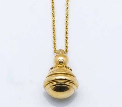 PIAGET
Collier en or jaune 18 carats (750...