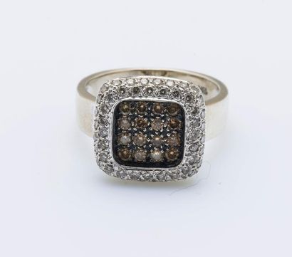 Bague en or gris 18 carats (750 millièmes),...
