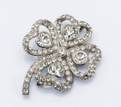 Christian DIOR
Broche trèfle à quatre feuilles...