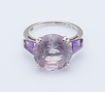 MAUBOUSSIN
Bague «Extrêmement libre et sensuel»...