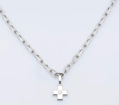CARTIER
Collier en or gris 18 carats (750...