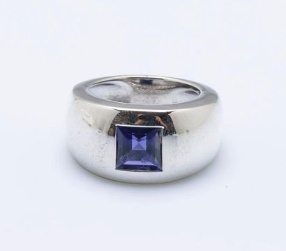 CHAUMET
Bague bandeau en or gris 18 carats...