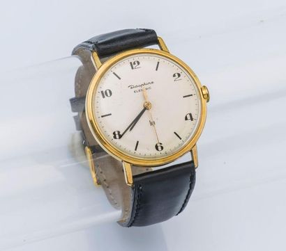 LIP
Montre «Dauphine Electric» en acier doré,...