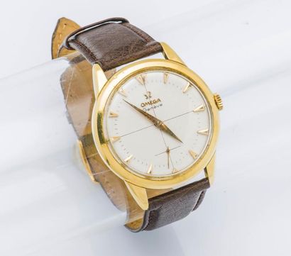 OMEGA
Montre en or jaune 18 carats (750 millièmes),...