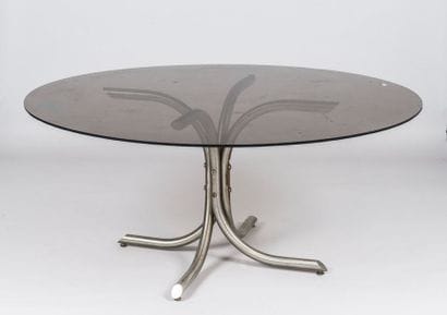 Table ronde vers 1970, piétement tubulaire...