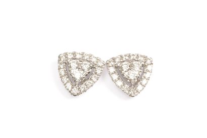 Pair of ear studs in 18K white gold set with...