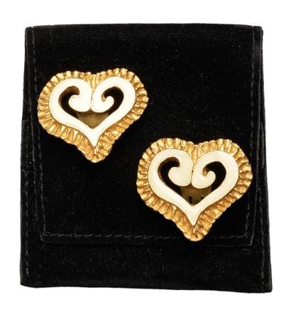Christian LACROIX
Pair of heart-shaped ear...