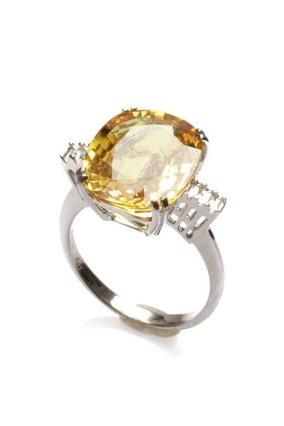 Ring in 750 thousandths (18K) white gold,...