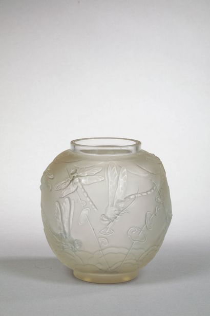 Marius SABINO - (années 1920)
Vase ovoïde...