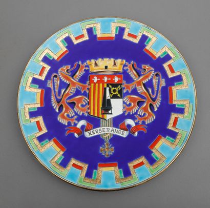 LONGWY, Ateliers d'art,
PLAT décoratif, HERSERANGE
Création...