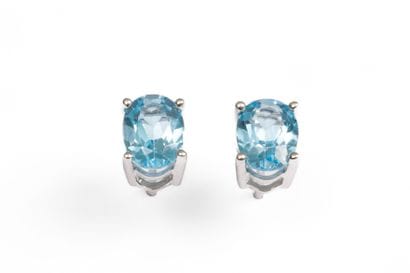 Pair of ear studs in 18K white gold adorned...