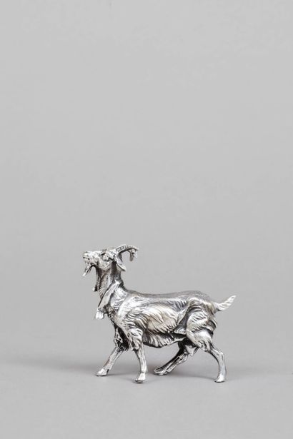 Petite Chèvre en argent.
Poids: 268g 
7.1...