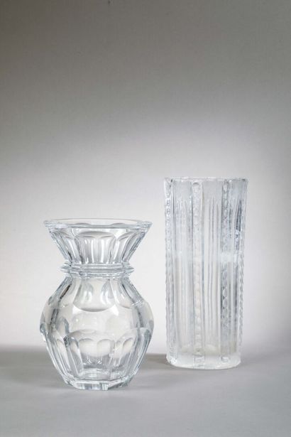 Ensemble de deux vases: l'un dans le goût...