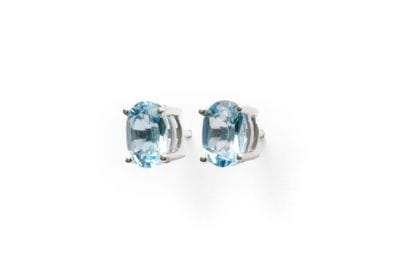 Pair of ear studs in 18K white gold adorned...