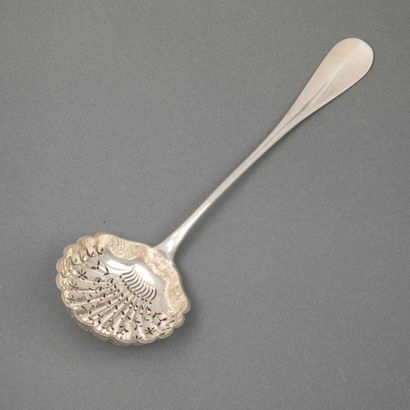 Thomas and Hénin 
Silver sprinkler spoon,...
