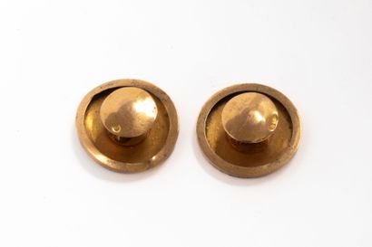 Collar buttons in 18k yellow gold with radiating...