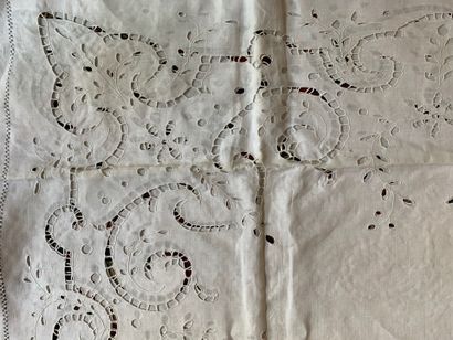 Cotton tea tablecloth with openwork embroidery...