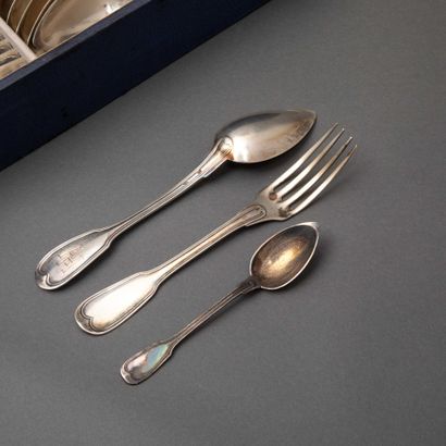 Part of a silver ménagère 1er titre filet...