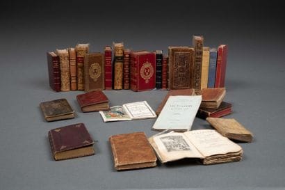 Lot of 27 books, mainly almanacs.
Expert:...