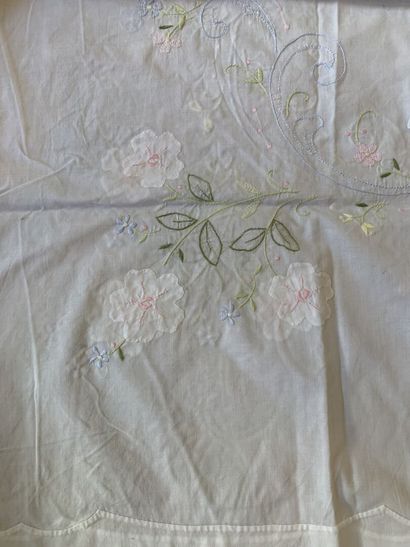 White cotton tablecloth with flower embroidery...