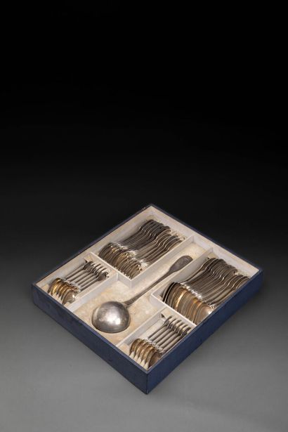 Part of a silver ménagère 1er titre filet...