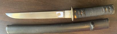 TANTÔ with hira-zukuri blade, hamon not easily...