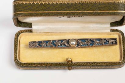 Barrette brooch in 800 thousandths silver...