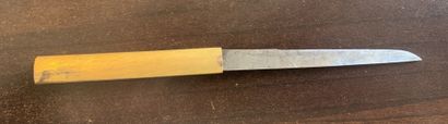 TANTÔ with hira-zukuri blade, hamon not easily...