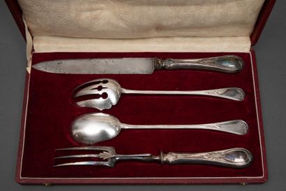 Set comprising a silver-plated salad server...