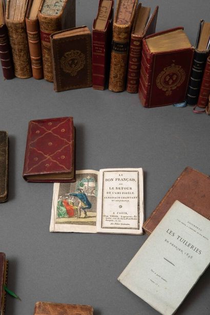 Lot of 27 books, mainly almanacs.
Expert:...