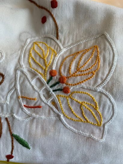 Pretty cotton tablecloth with embroidered...