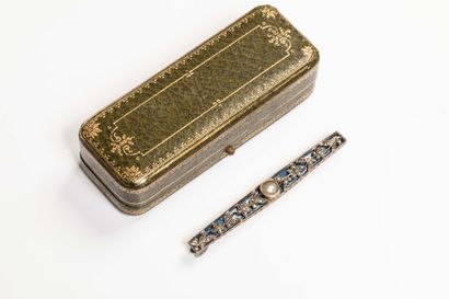 Barrette brooch in 800 thousandths silver...