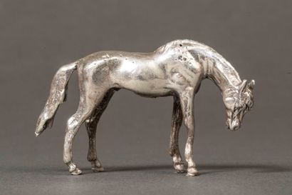 Small silver horse 1st title.
Weight: 85g...