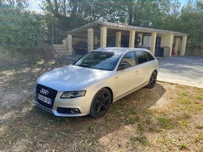AUDI A4 AVANT S4 V6, Grise, 1re mise en circulation...