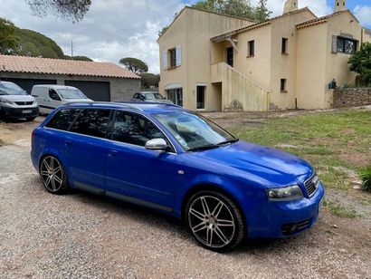 AUDI A4 AVANT S4 V8, Bleu NOGARO, 1re mise...