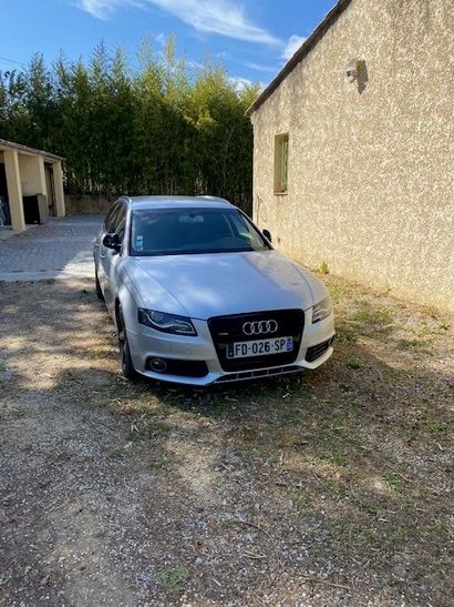 AUDI A4 AVANT S4 V6, Grise, 1re mise en circulation...
