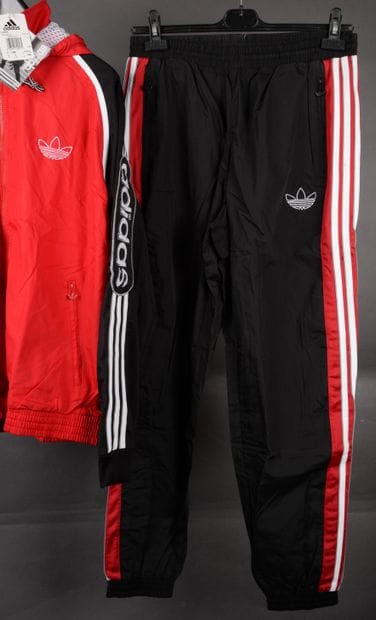 ADIDAS modèle LUCCA, veste zippée et jogging...