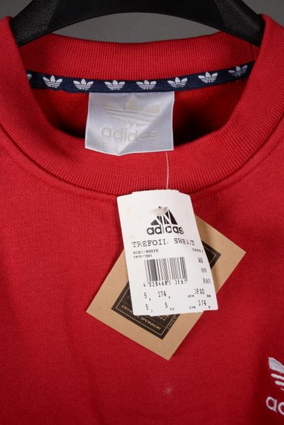 ADIDAS modèle TREFOIL, sweat rouge à col...
