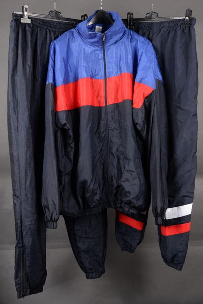 HECKEL, veste T XXL bleu/rouge/noir, un jogging...