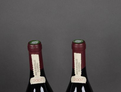2 Bottles Château de BEAUCASTEL, Châteauneuf-du-Pape,...