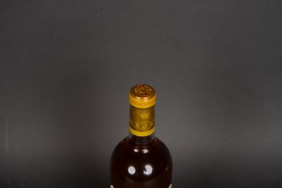 1 Bottle Château d'Yquem, 1er cru classé...