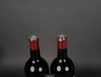 2 Bottles Domaine de Chevalier, Pessac-Léognan,...