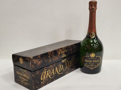 1 bottle Champagne Grand Siècle 