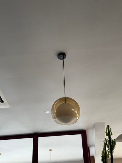 Lot de 11 luminaires globes