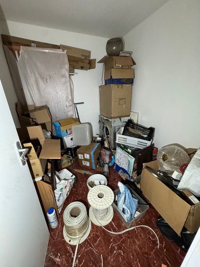Contenu de la pièce comprenant : materiels...