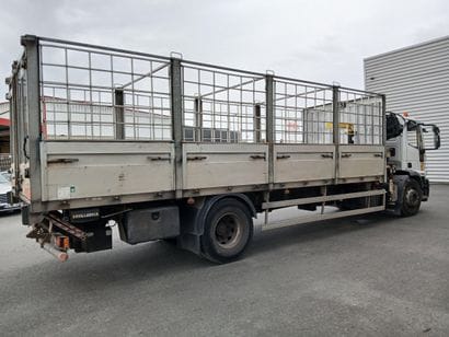 CAMION PLATEAU GRUE CAGE IVECO 4X2 ML180E30...