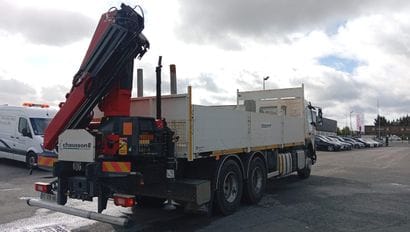 CAMION PLATEAU GRUE VOLVO 6X4 FMX410 équipé...