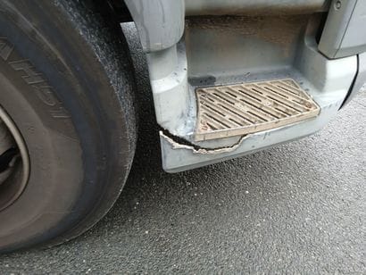 CAMION PLATEAU GRUE CAGE DAF 4X2 LF250FA...